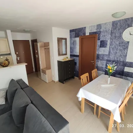 Apartman Antonela With Free Garage Parking Apartament *