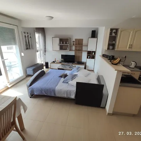 Antonela With Free Garage Parking Apartamento Split